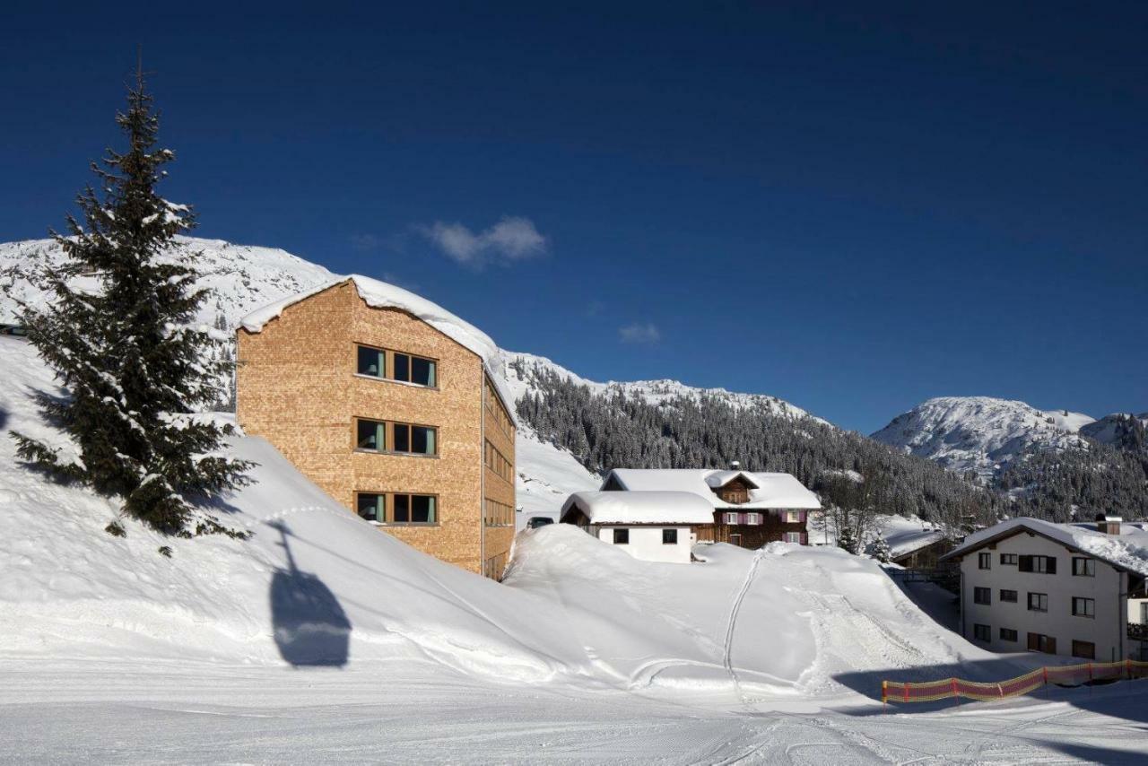 Warthsap Apartmenthaus Warth  Buitenkant foto